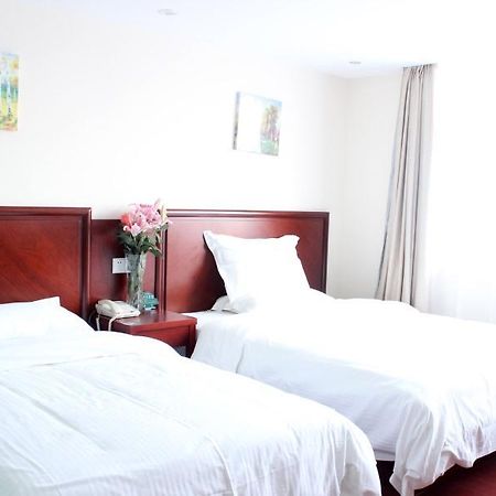 Greentree Inn Suzhou Railway Station North Square Haobainian Wedding Dress City Express Hotel Exteriör bild