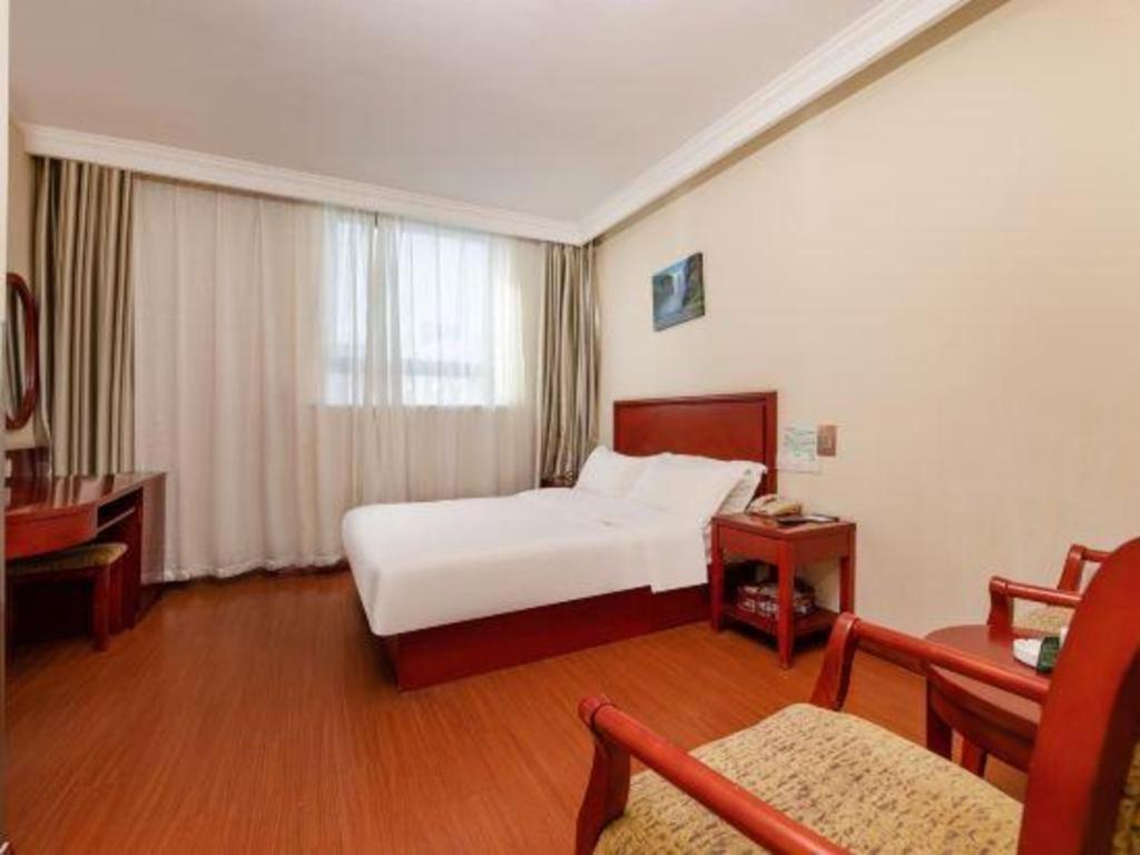 Greentree Inn Suzhou Railway Station North Square Haobainian Wedding Dress City Express Hotel Exteriör bild