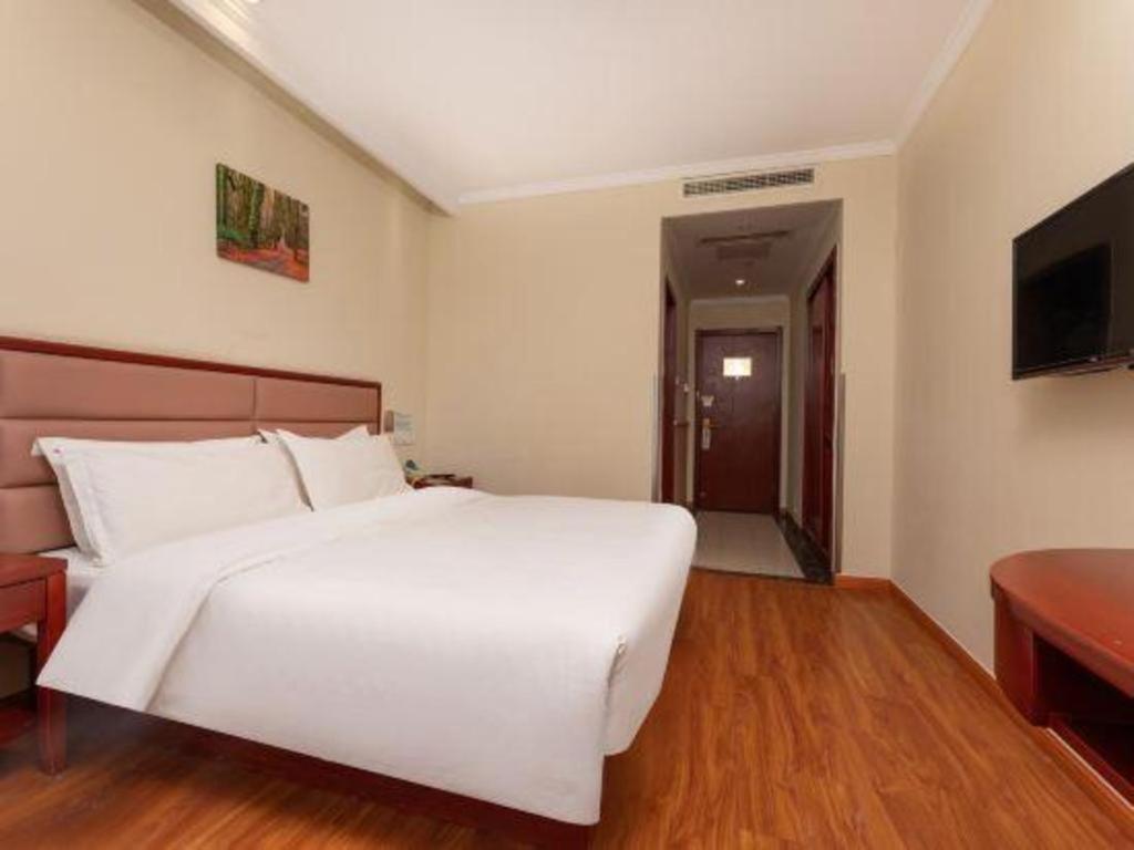 Greentree Inn Suzhou Railway Station North Square Haobainian Wedding Dress City Express Hotel Exteriör bild