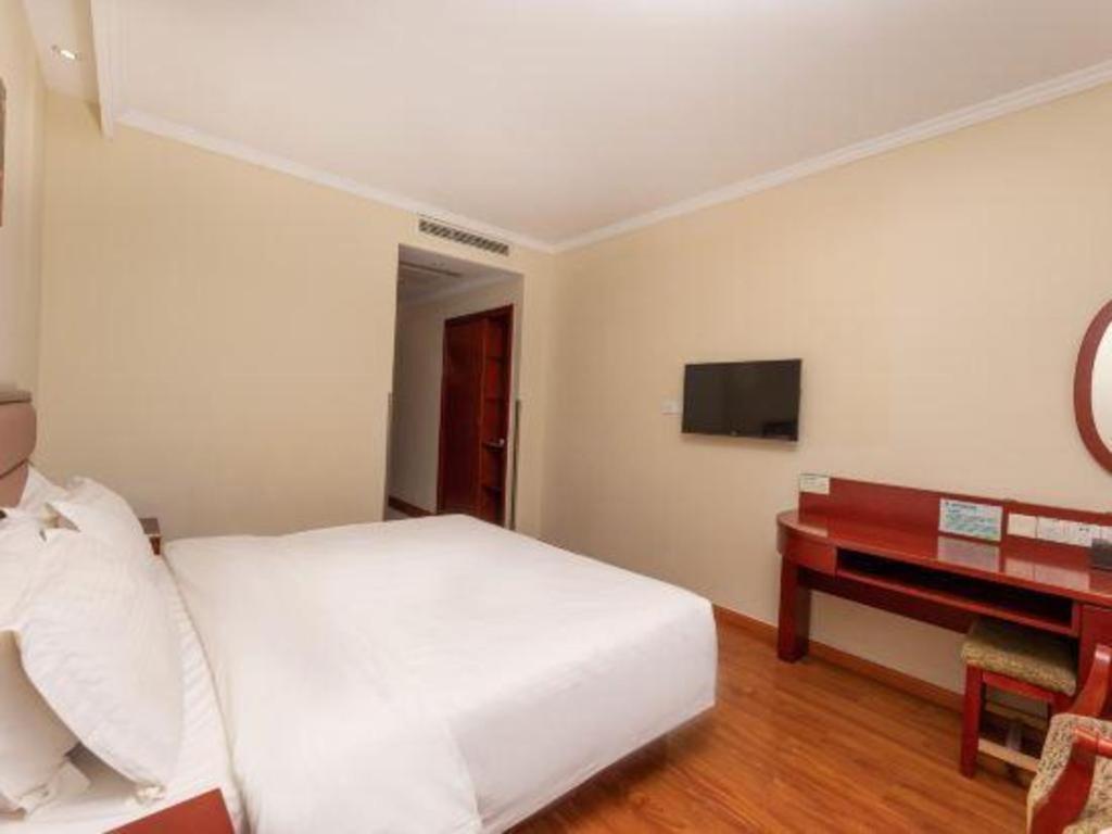 Greentree Inn Suzhou Railway Station North Square Haobainian Wedding Dress City Express Hotel Exteriör bild