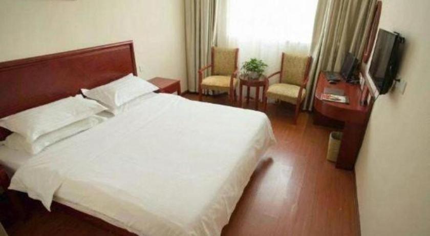 Greentree Inn Suzhou Railway Station North Square Haobainian Wedding Dress City Express Hotel Exteriör bild