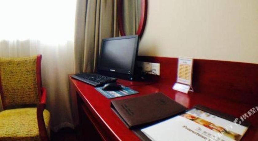 Greentree Inn Suzhou Railway Station North Square Haobainian Wedding Dress City Express Hotel Exteriör bild