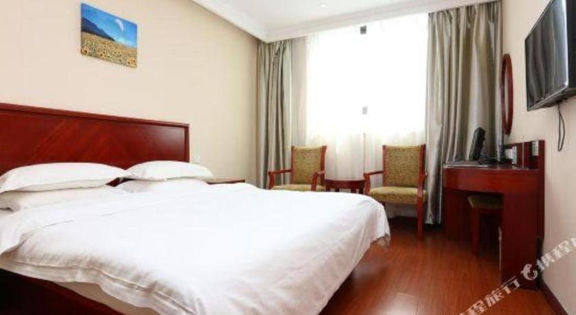 Greentree Inn Suzhou Railway Station North Square Haobainian Wedding Dress City Express Hotel Exteriör bild
